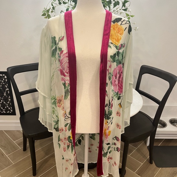 Sheer Embroidered Vintage Style jacket - Picture 5 of 5